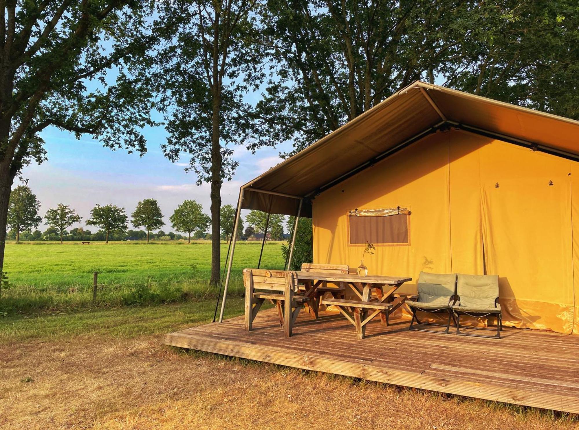 Uylkenshof Safaritenten En Natuurhuisjes Epe Exterior photo